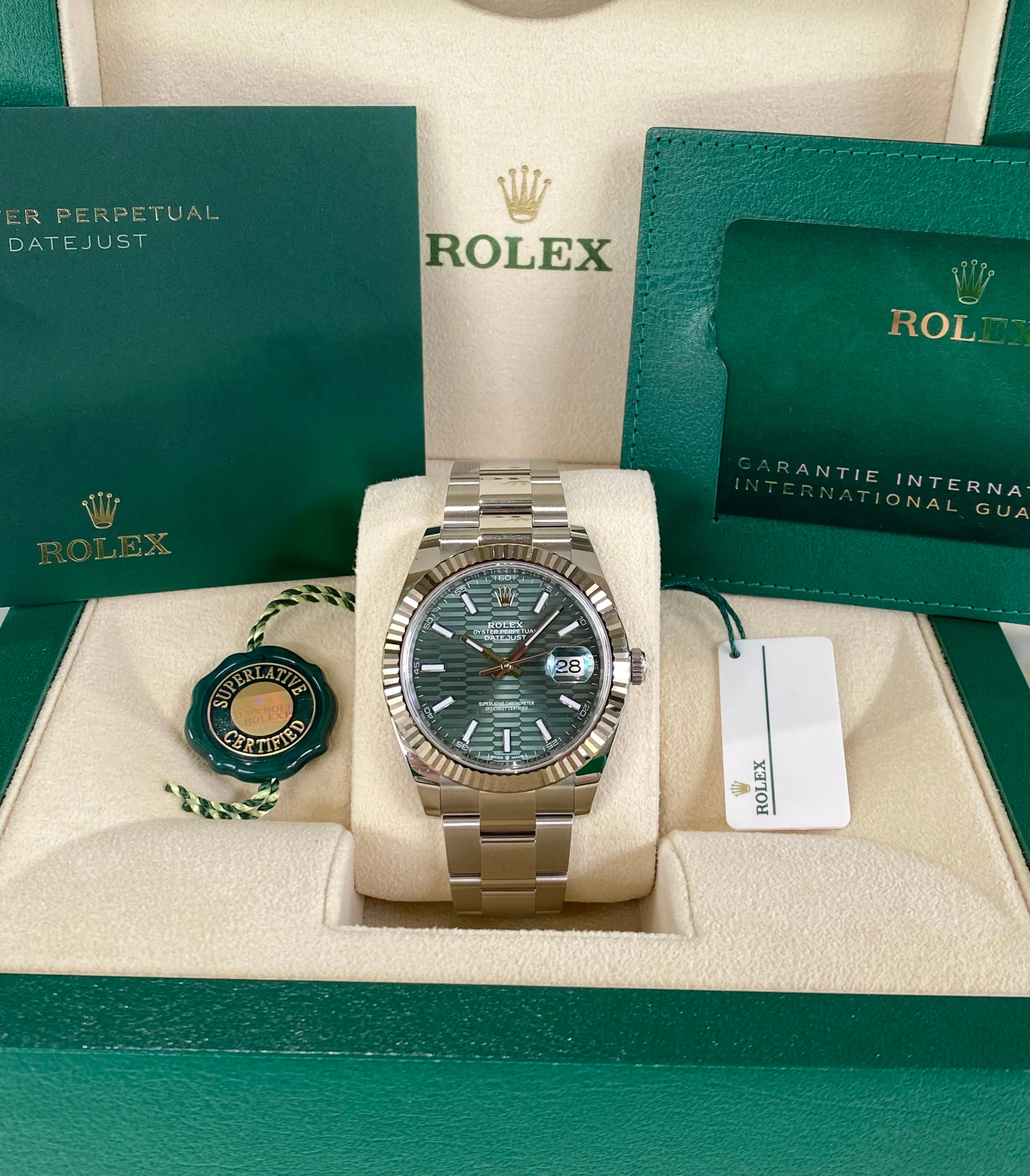 2023 Rolex Datejust 41 126334 Mint Motif
