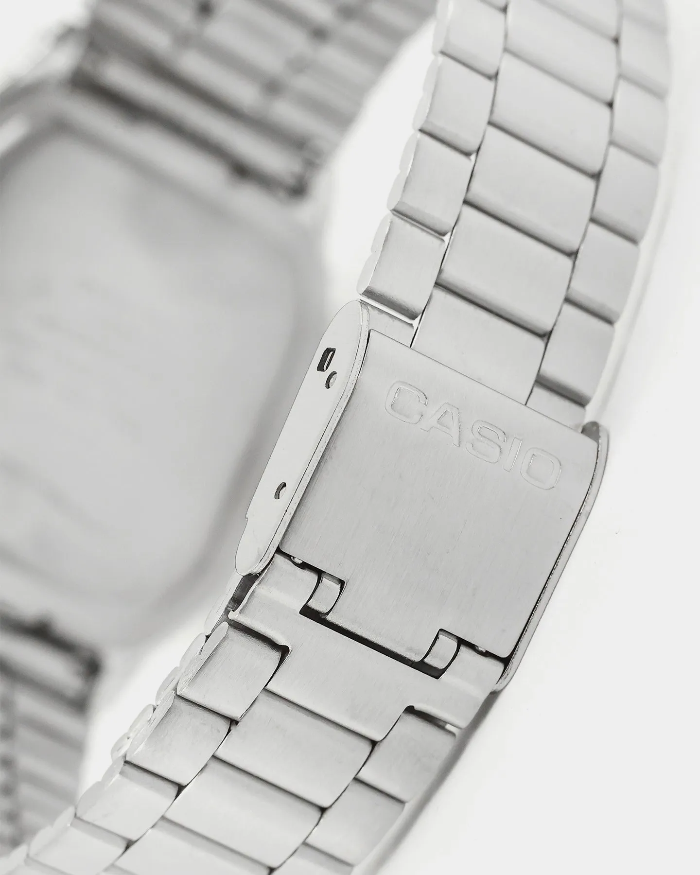 Casio AQ230A-1DS Watch Silver/Black