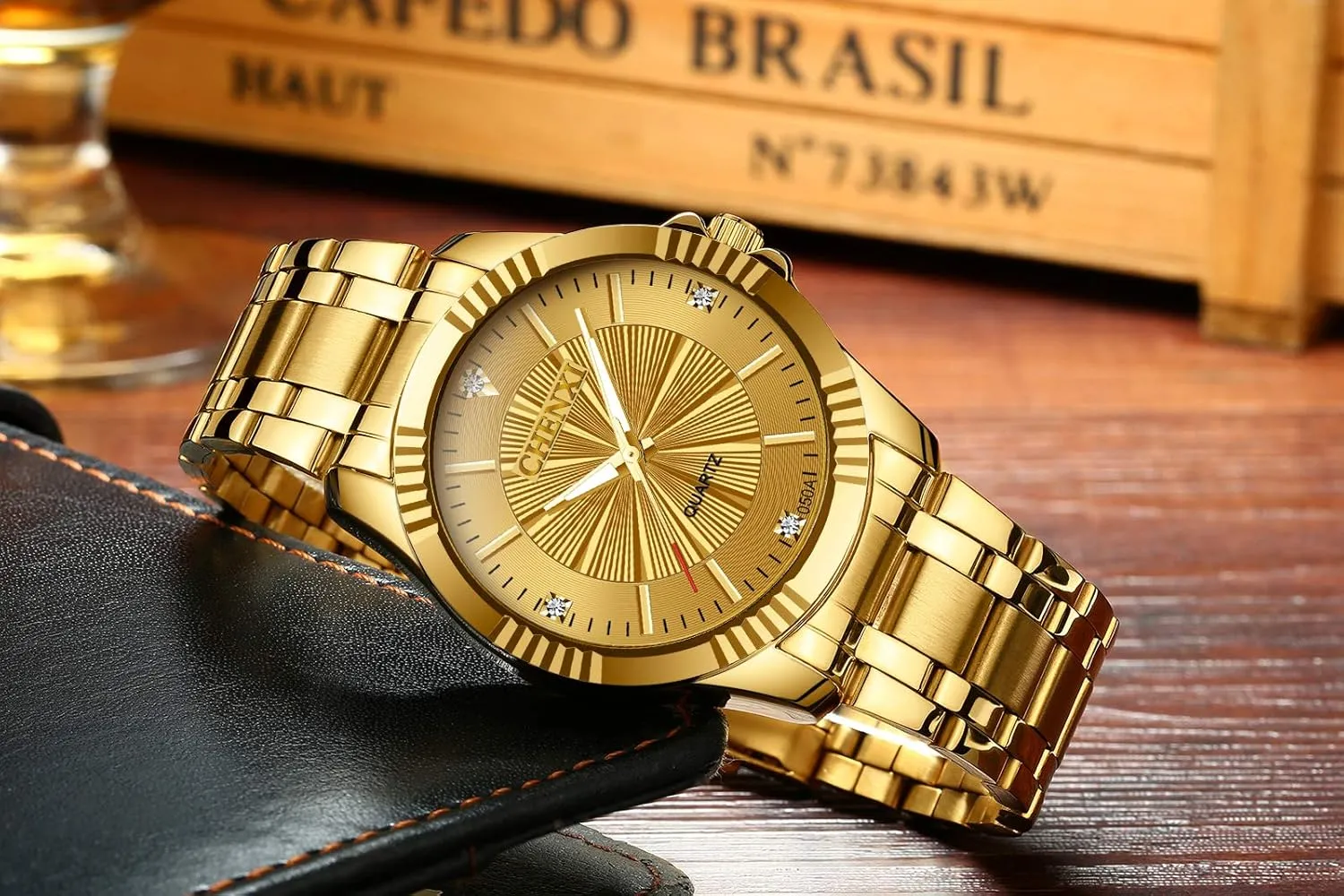 DREAMING Q&P Fq-005 Classic Style Gold Stainless Steel Mens Wrist Watches with Crystals for Man