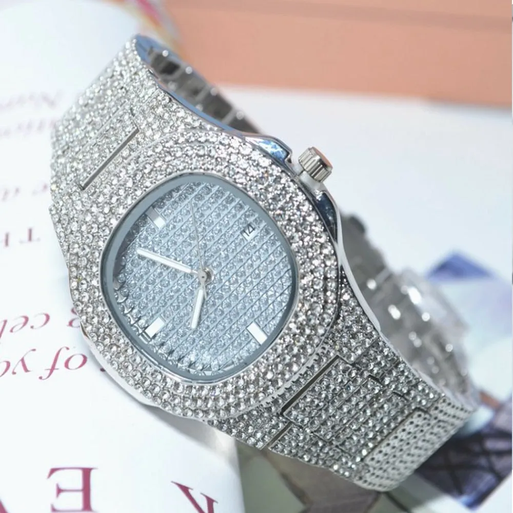 Men Watches Gold Ice Out Diamond Luxury Top Brand Design Diver Watches
