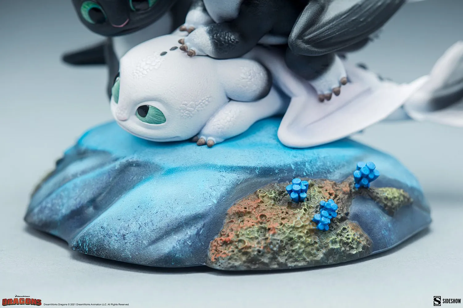 Sideshow Collectibles How to Train Your Dragon Dart, Pouncer, and Ruffrunner Statue