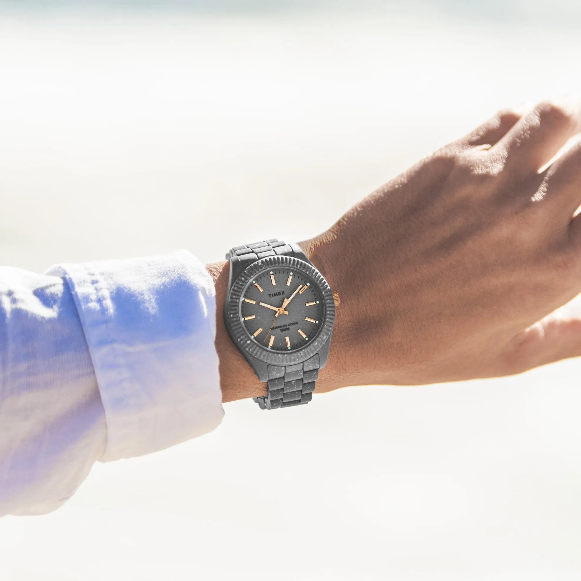 Waterbury Ocean 3-Hand 37mm Resin Band